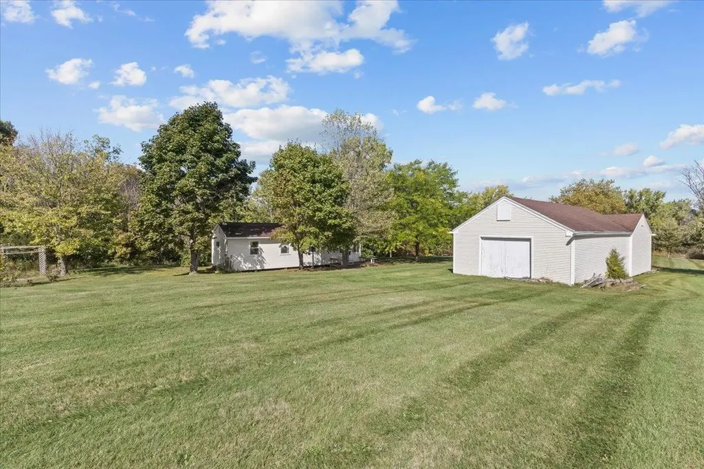 14 Hidden Drive Alburgh VT 05440