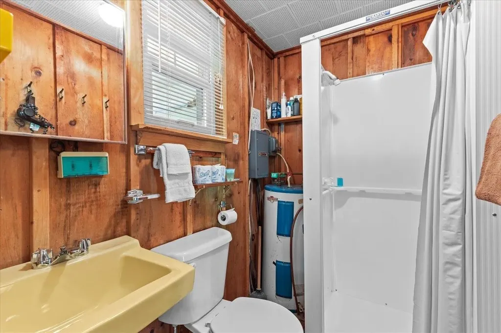 14 Hidden Drive Alburgh VT 05440