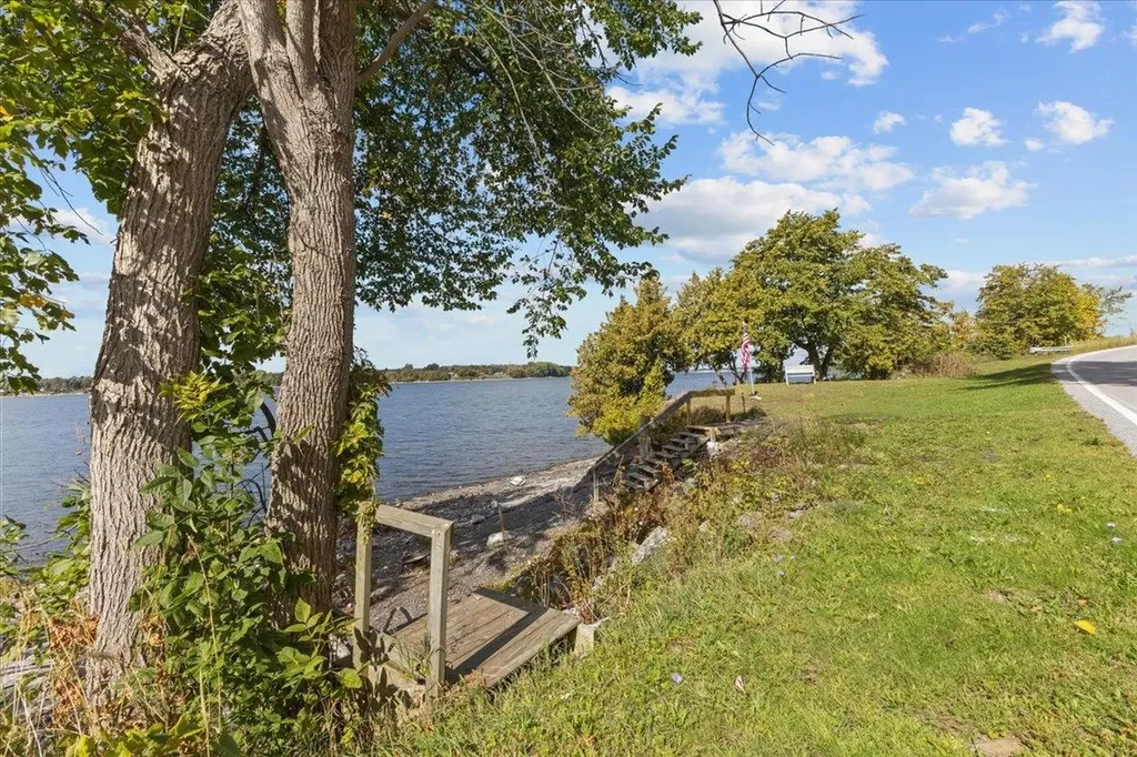 14 Hidden Drive Alburgh VT 05440