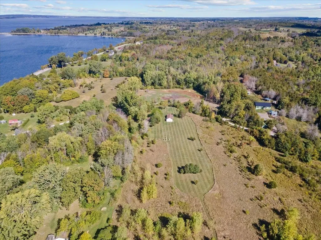 14 Hidden Drive Alburgh VT 05440