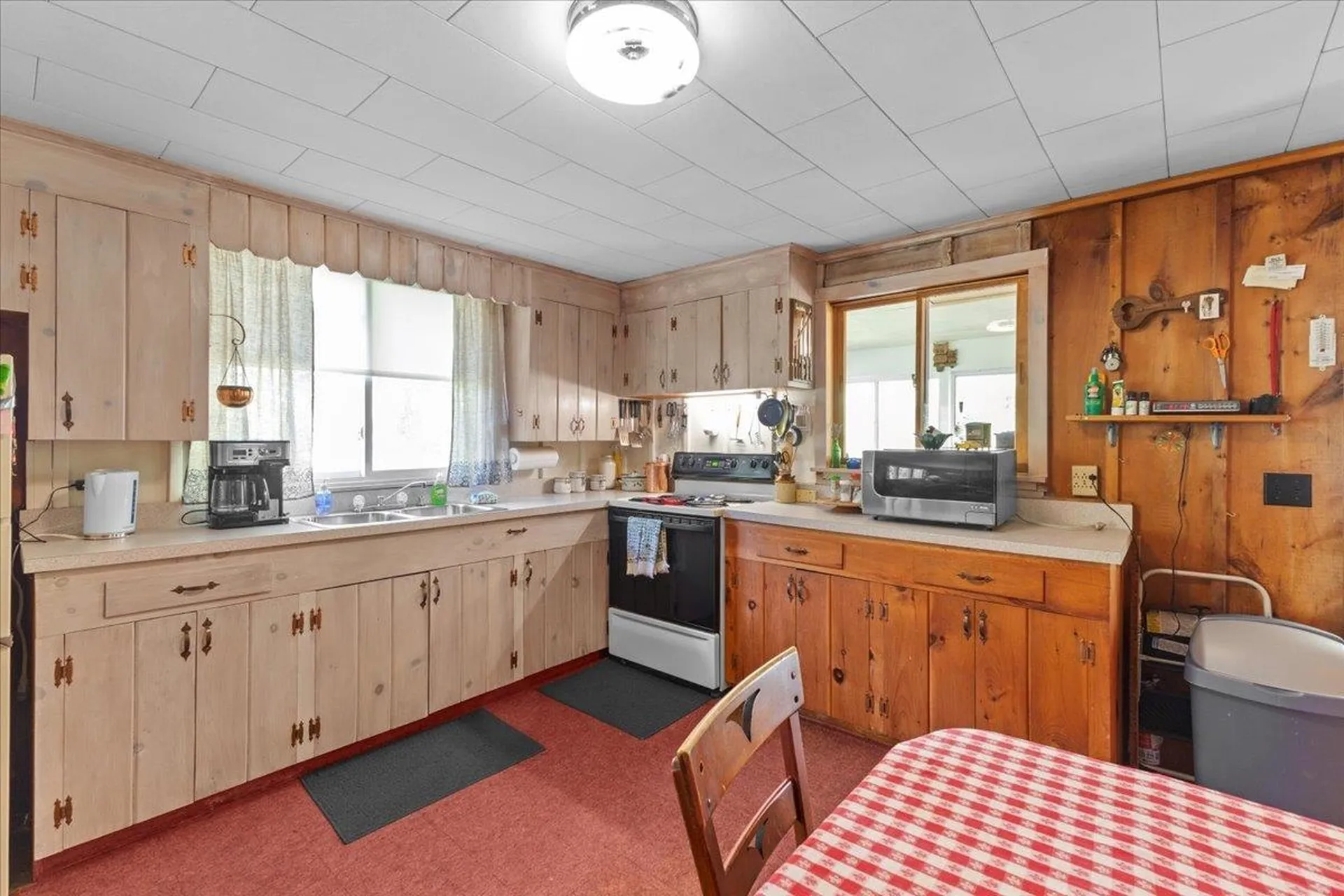 14 Hidden Drive Alburgh VT 05440