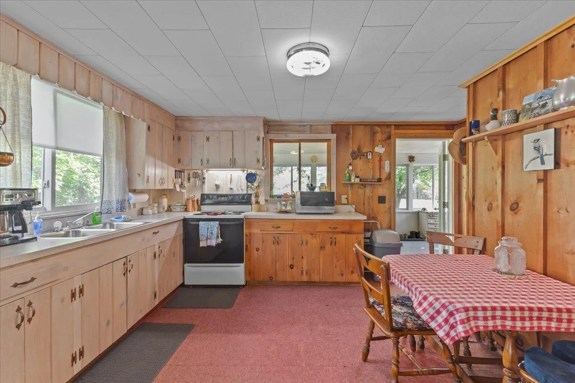 14 Hidden Drive Alburgh VT 05440