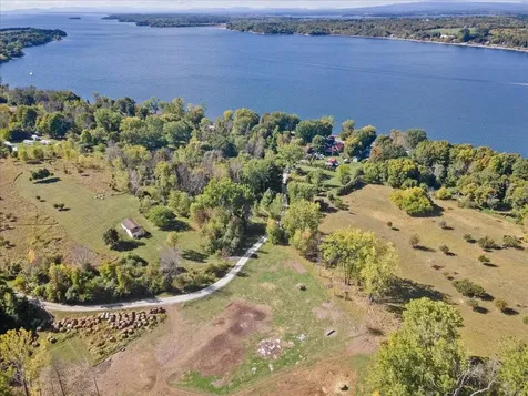 14 Hidden Drive Alburgh VT 05440