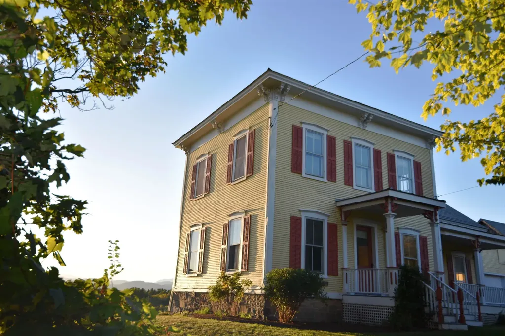 8682 Vermont Route 22a Addison VT 05491