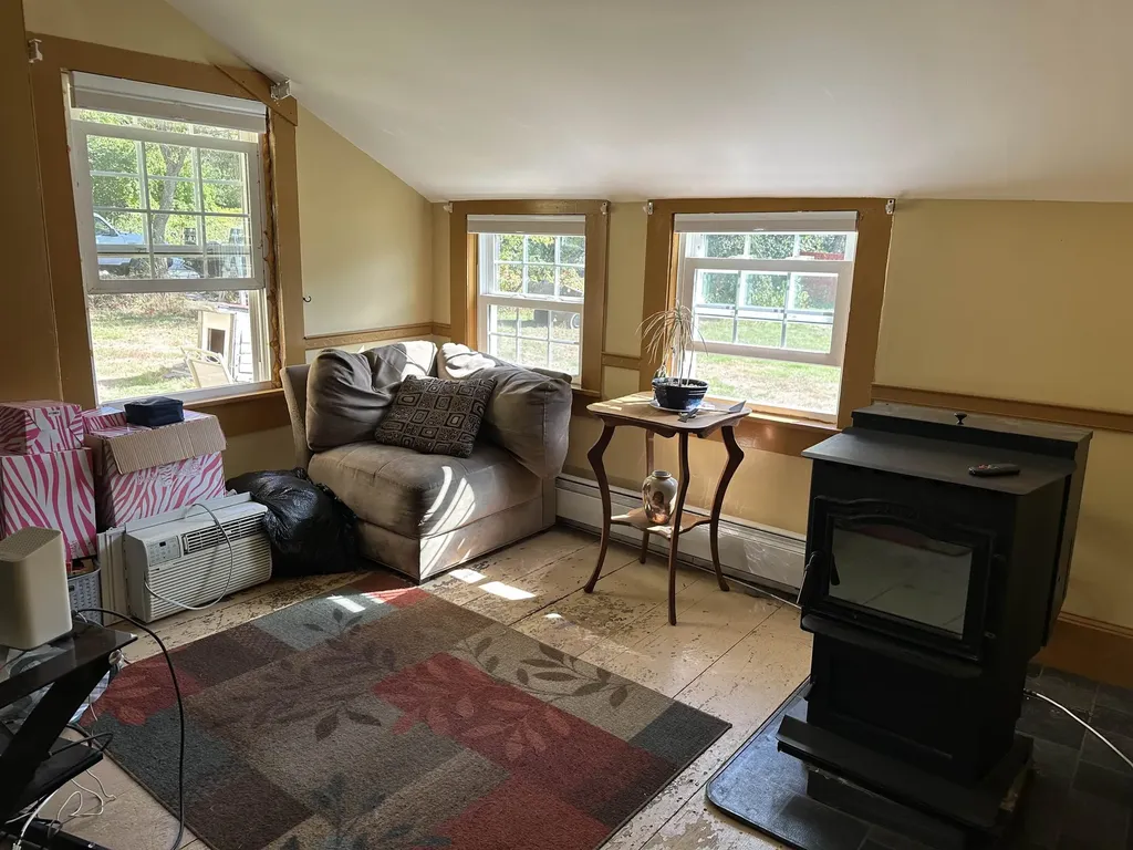 446 Squantum Road Jaffrey NH 03452