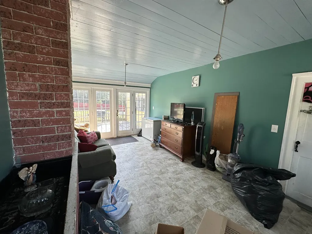 446 Squantum Road Jaffrey NH 03452