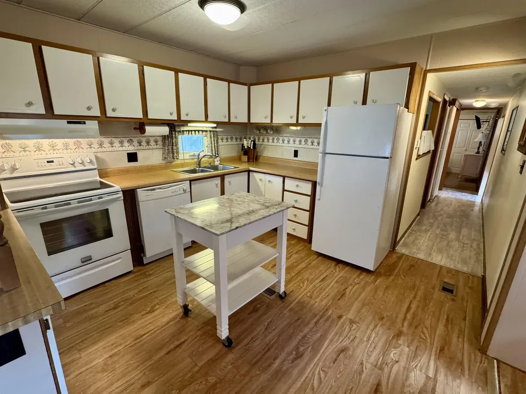 303 Friar Tuck Drive Exeter NH 03833