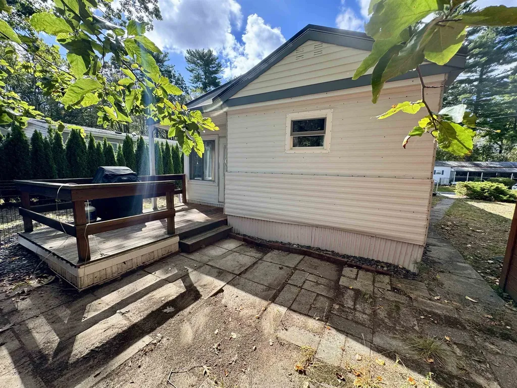 303 Friar Tuck Drive Exeter NH 03833