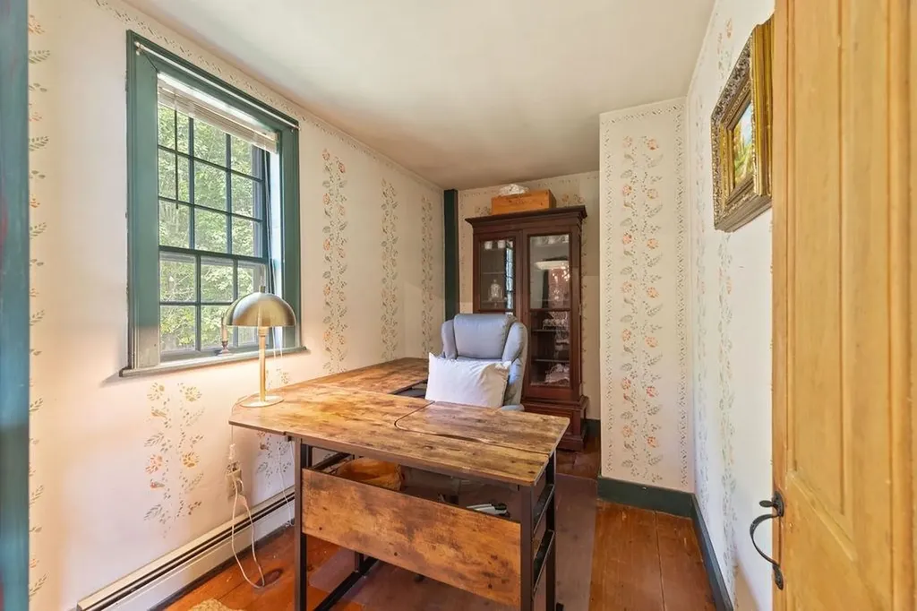 585 Province Road Gilmanton NH 03237