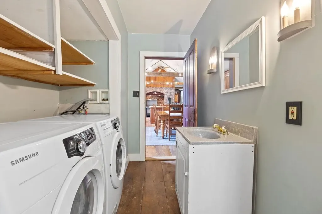 585 Province Road Gilmanton NH 03237