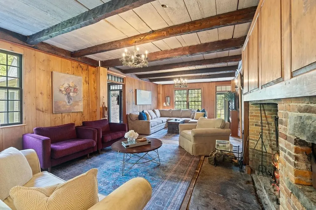 585 Province Road Gilmanton NH 03237