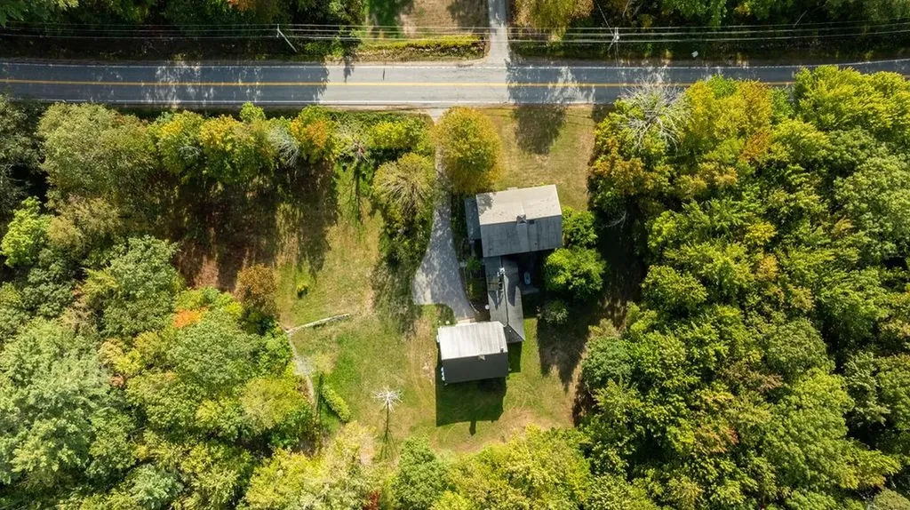 585 Province Road Gilmanton NH 03237