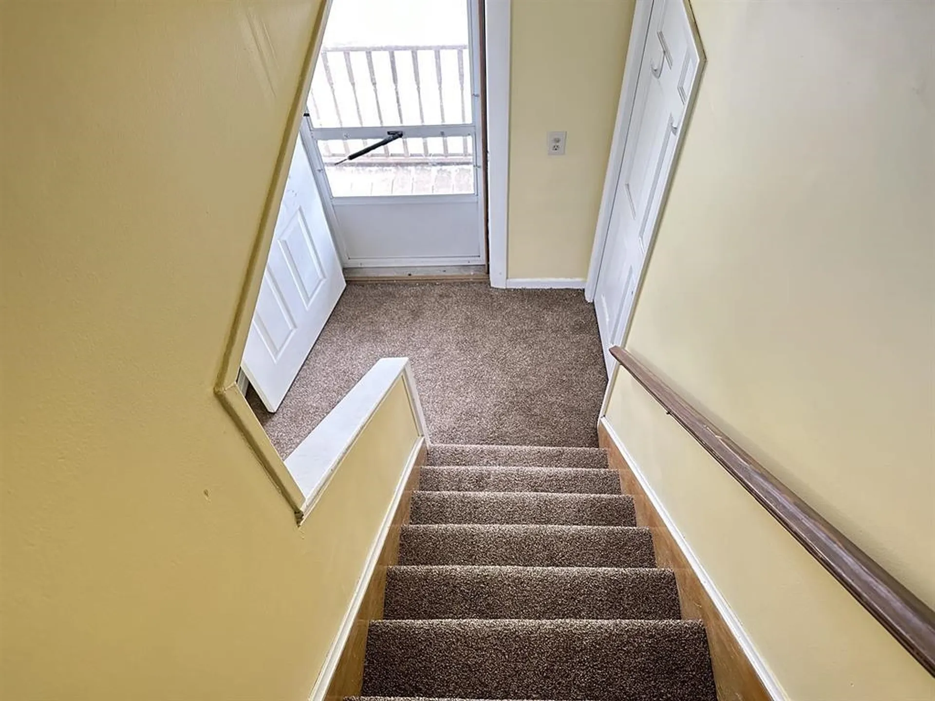 20 Spring Street Somersworth NH 03878