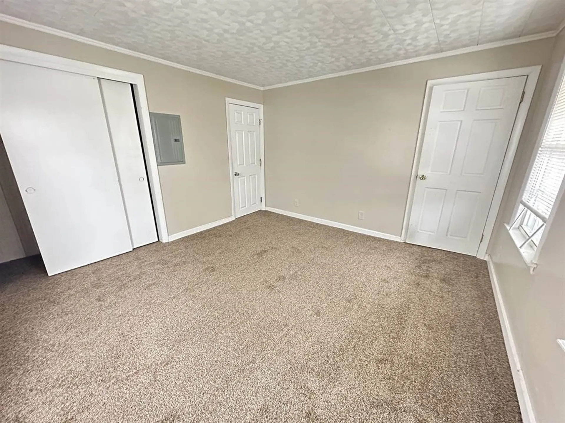 20 Spring Street Somersworth NH 03878