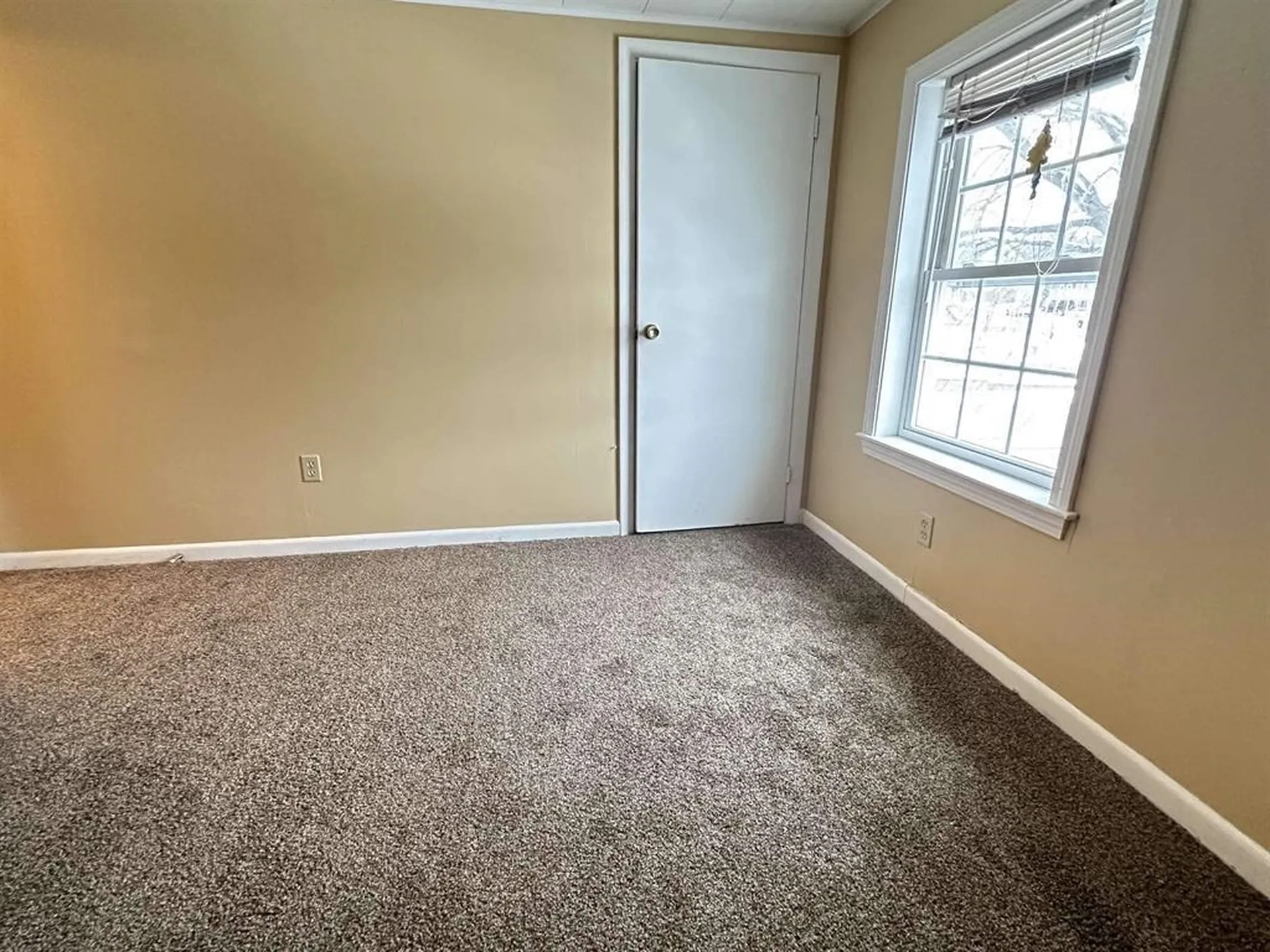 20 Spring Street Somersworth NH 03878