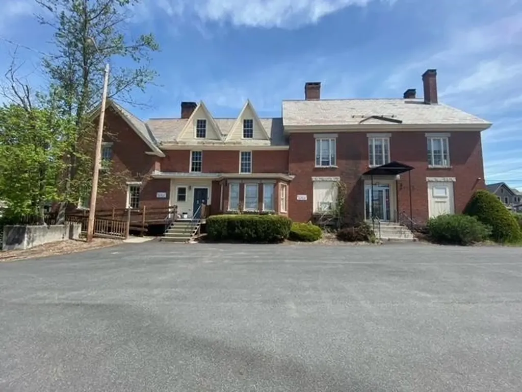 109 Pleasant Street Claremont NH 03743