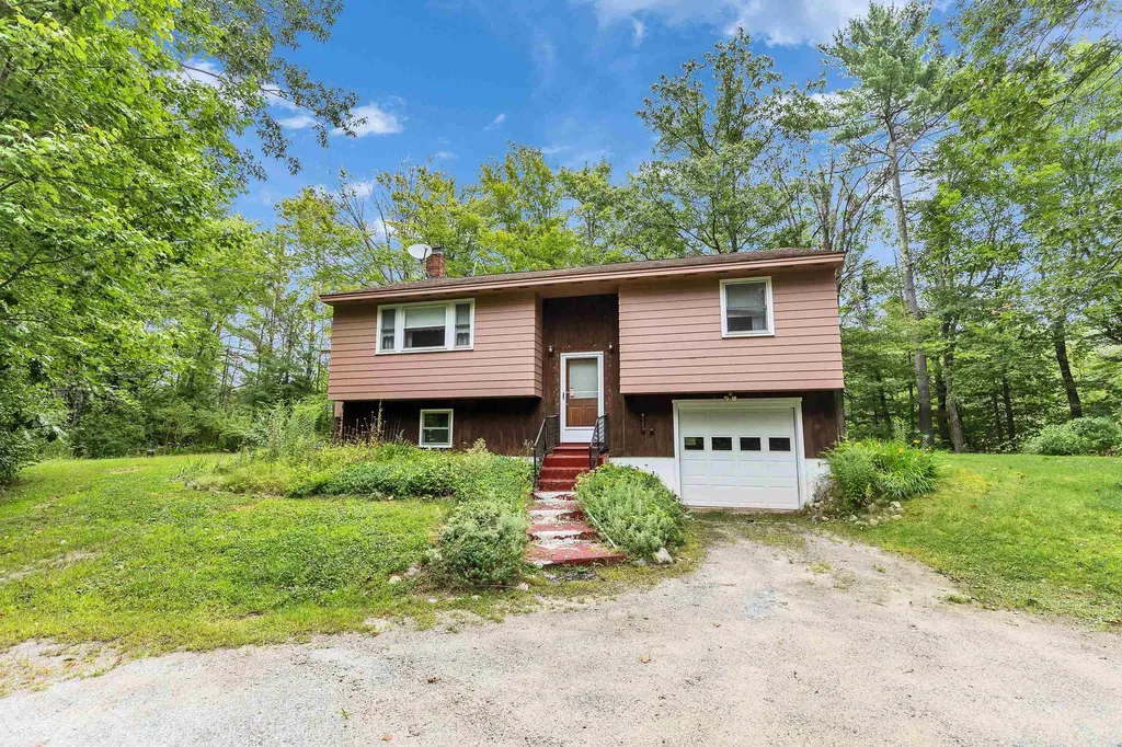 52 Dodge Road Bennington NH 03442