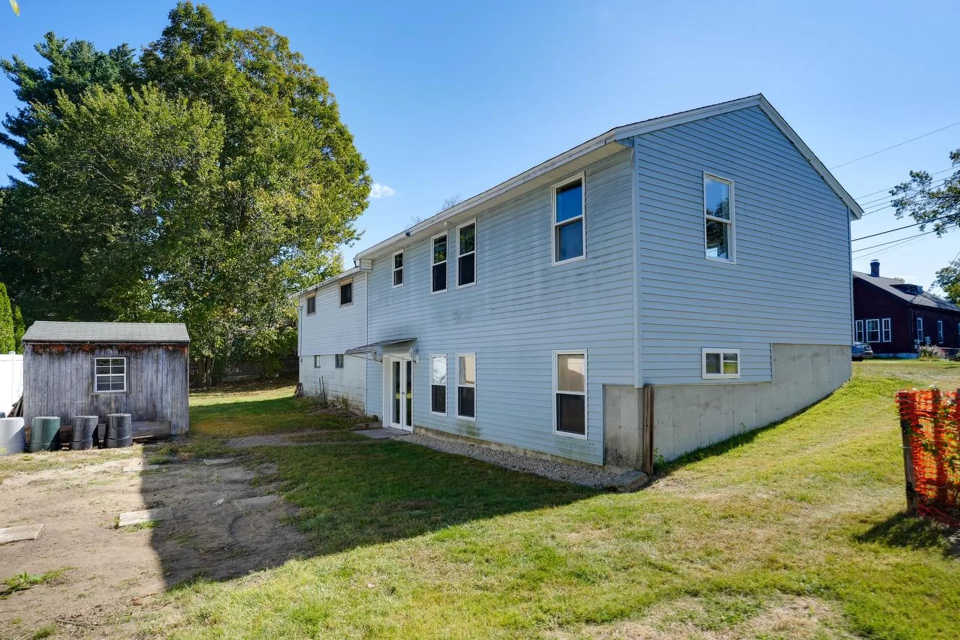 12 Bell Street Nashua NH 03064