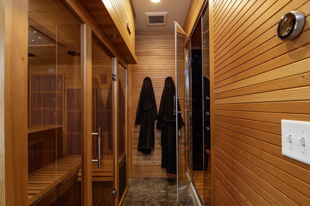 1303 Goodaleville Road Londonderry VT 05155