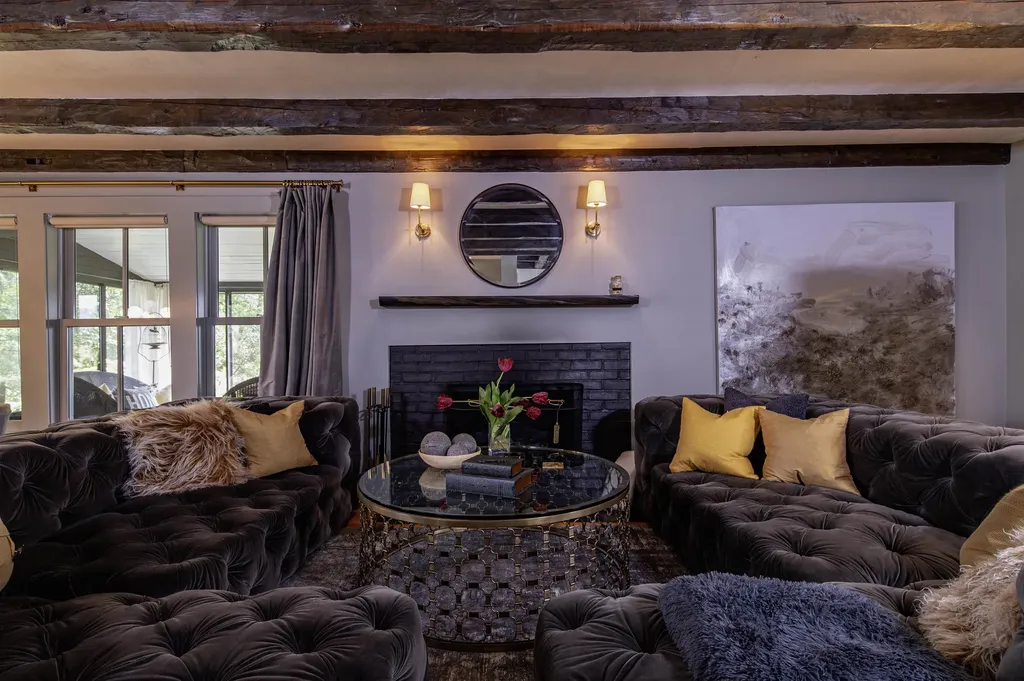 1303 Goodaleville Road Londonderry VT 05155