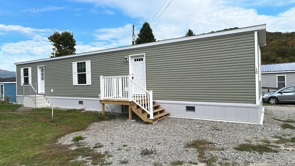 10 Dogwood Lane Starksboro VT 05487