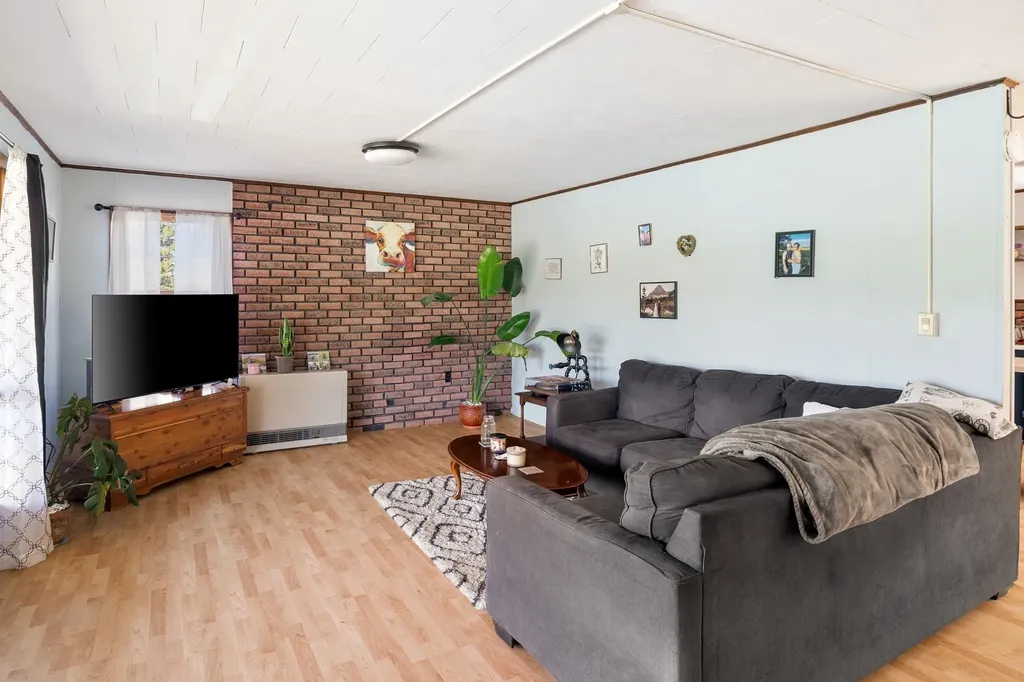 44 Belvidere Road Eden VT 05652