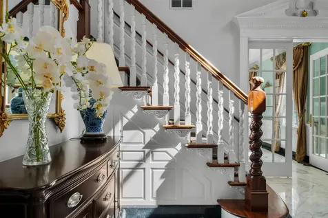 6 Lancaster Road Windham NH 03087