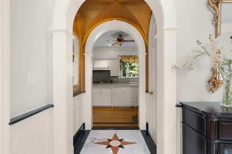 6 Lancaster Road Windham NH 03087