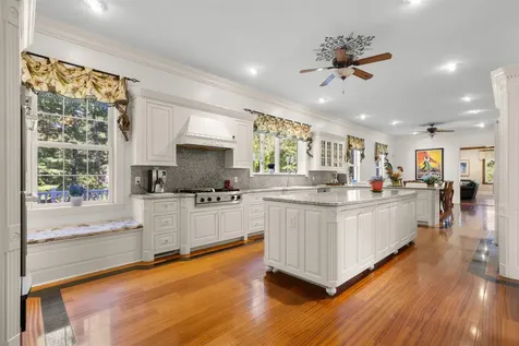 6 Lancaster Road Windham NH 03087