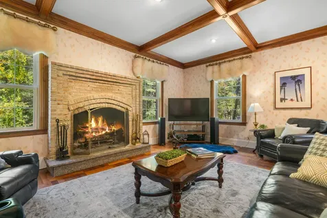 6 Lancaster Road Windham NH 03087