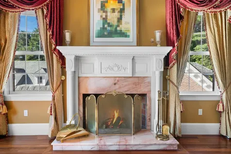 6 Lancaster Road Windham NH 03087