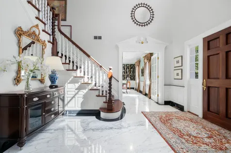 6 Lancaster Road Windham NH 03087