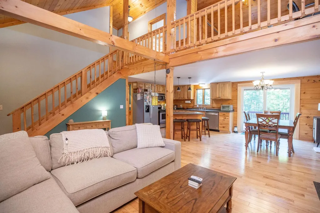 63 Jewett Road Dunbarton NH 03046