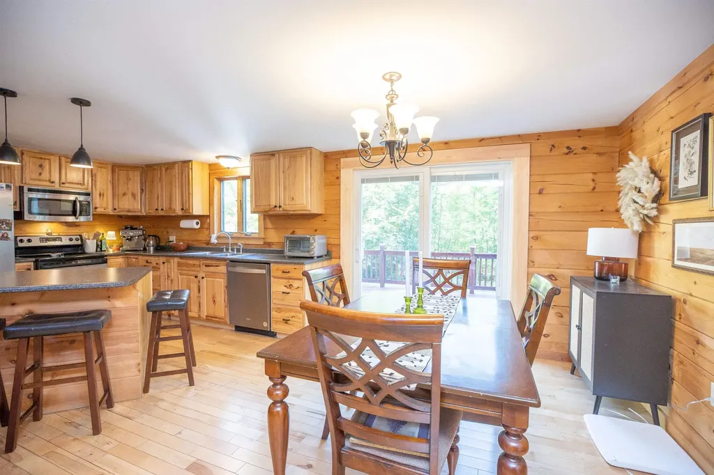 63 Jewett Road Dunbarton NH 03046