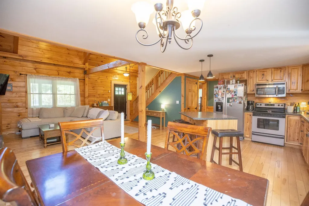 63 Jewett Road Dunbarton NH 03046