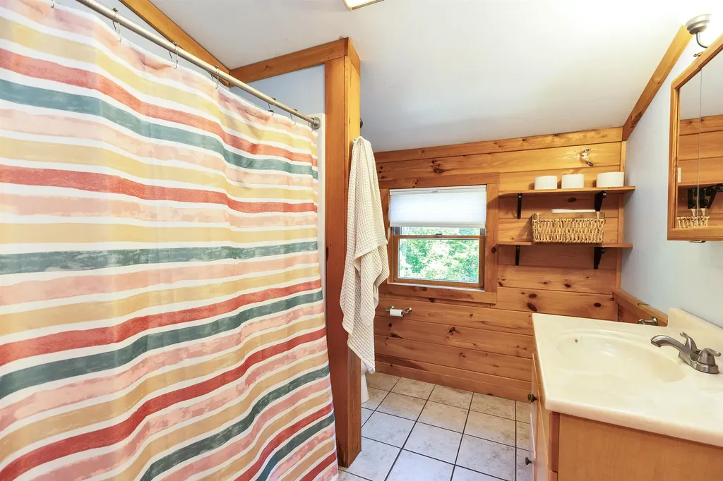 63 Jewett Road Dunbarton NH 03046