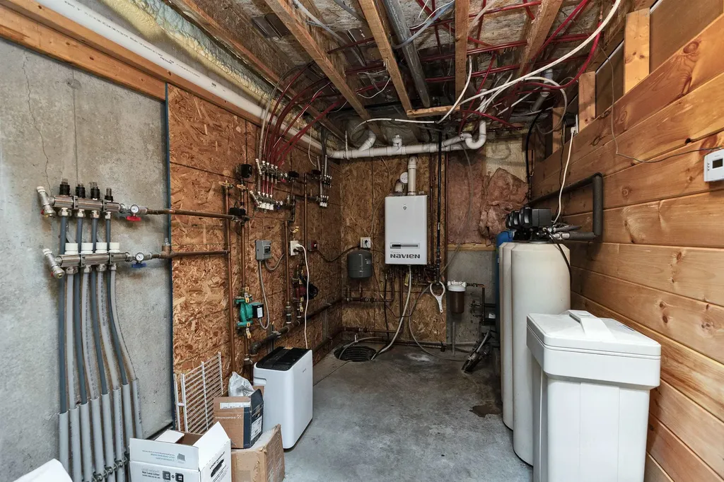 63 Jewett Road Dunbarton NH 03046