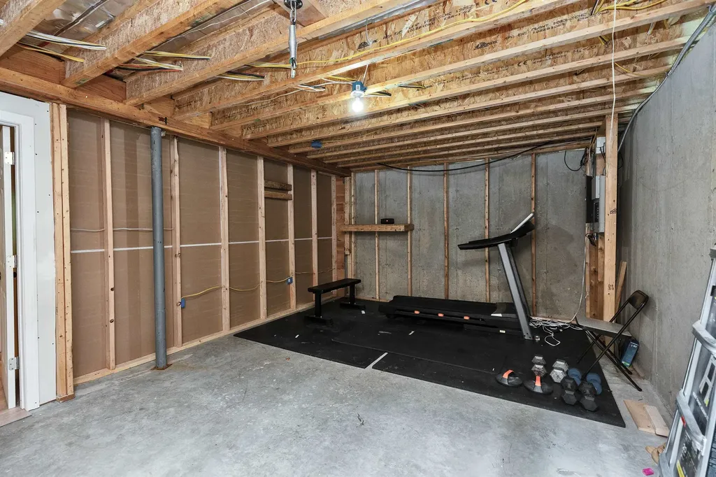 63 Jewett Road Dunbarton NH 03046