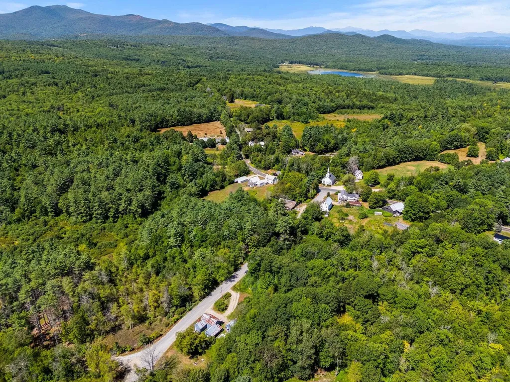 9 Pork Hill Road Ossipee NH 03864