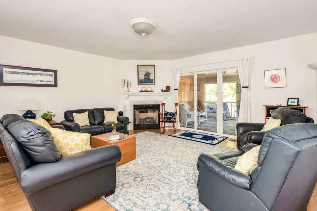 9 Fellows Lane Durham NH 03824