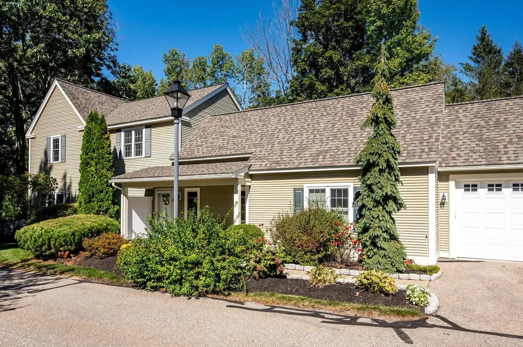 9 Fellows Lane Durham NH 03824