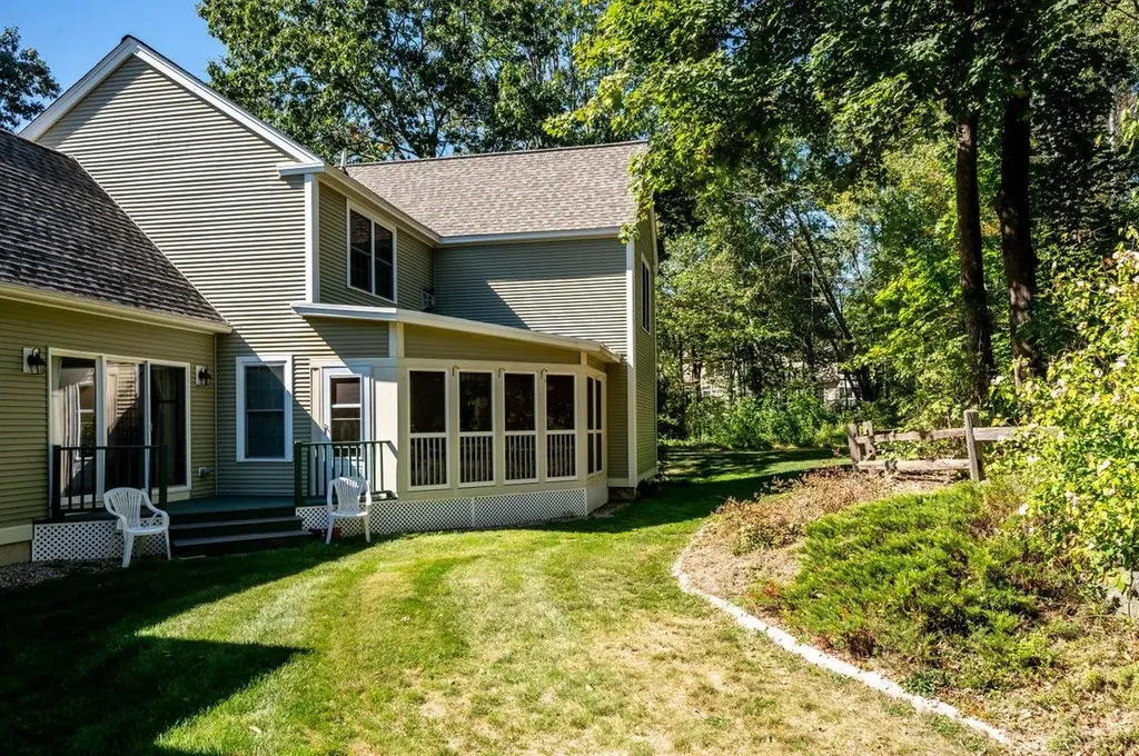 9 Fellows Lane Durham NH 03824