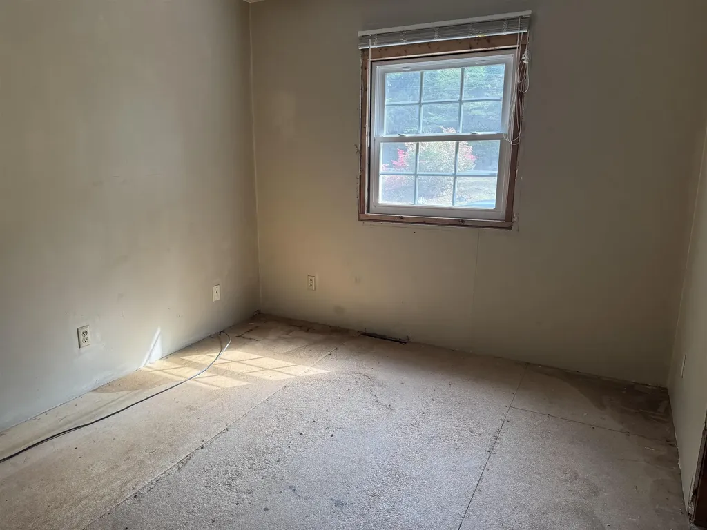 22 Pike Brook Road Brookfield NH 03872