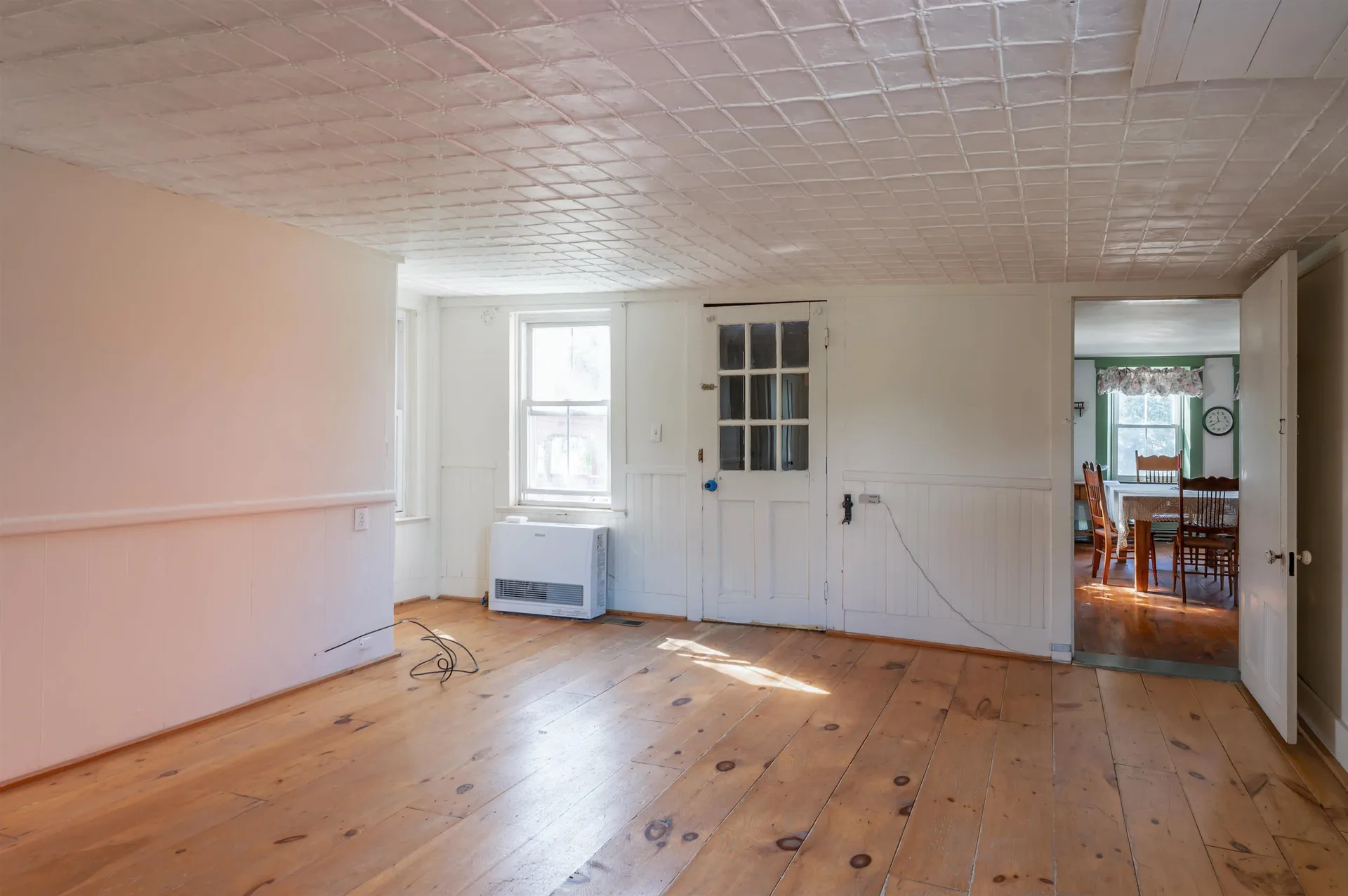 118 Broad Street Hollis NH 03049