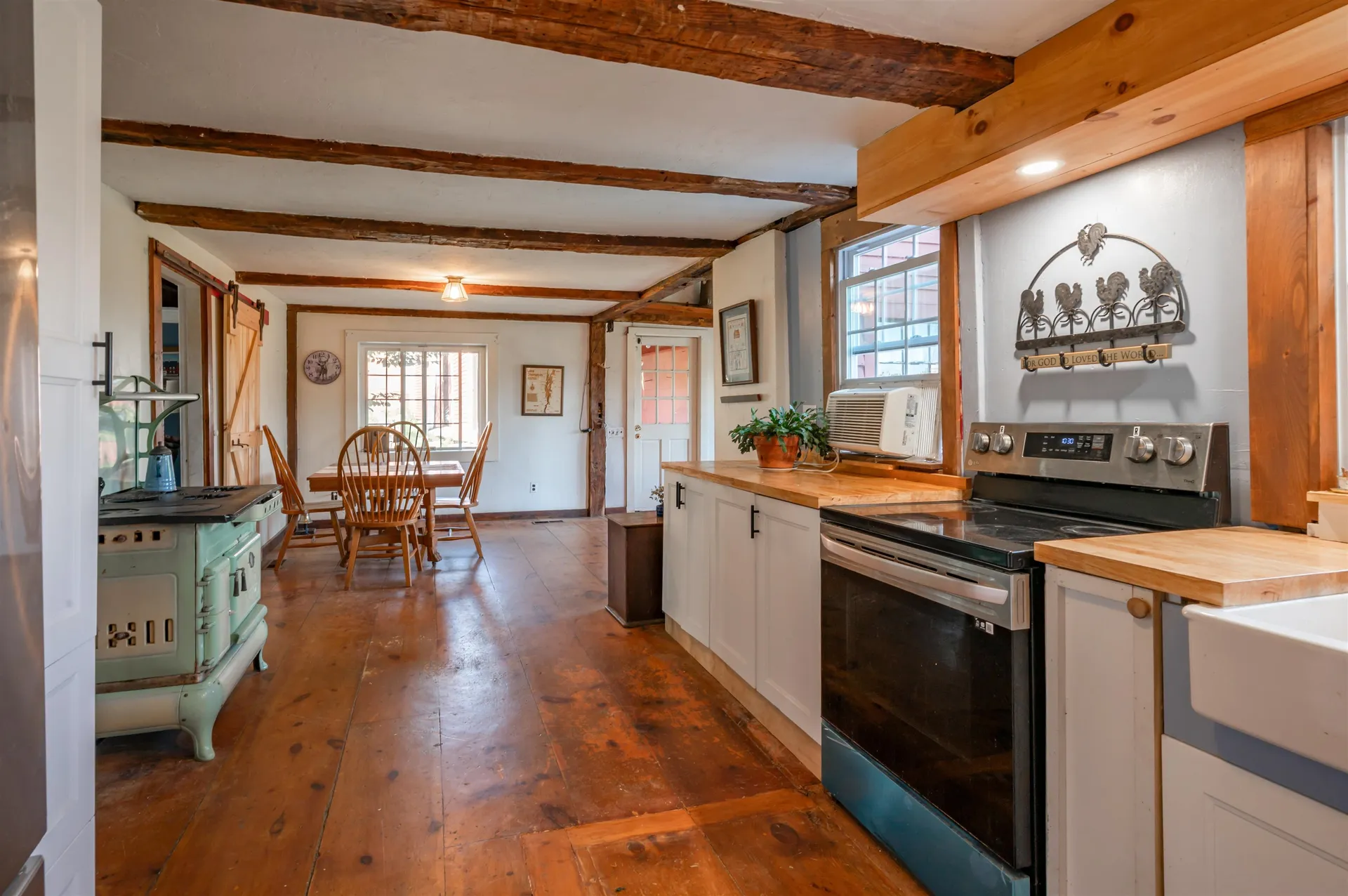 118 Broad Street Hollis NH 03049