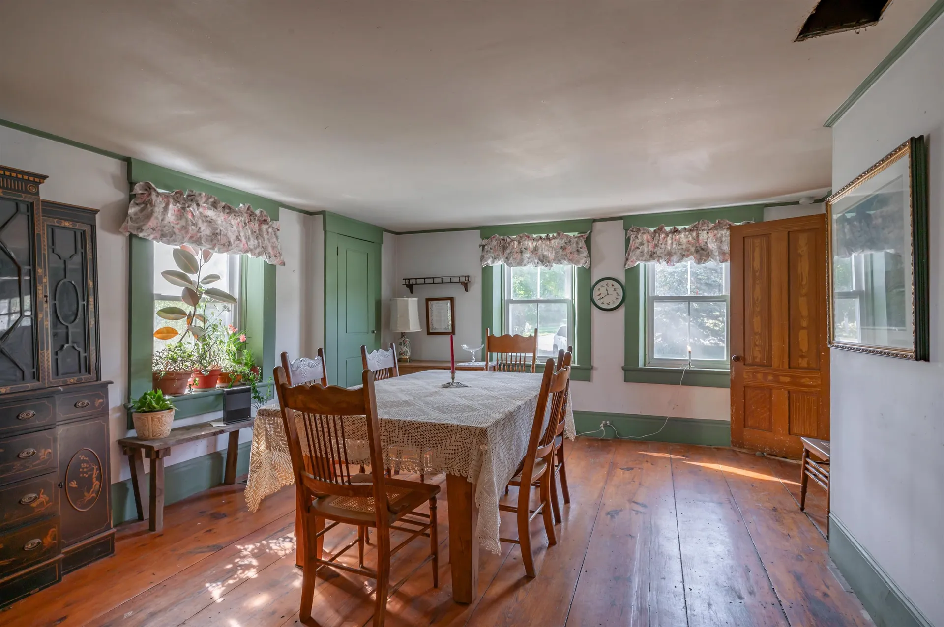 118 Broad Street Hollis NH 03049