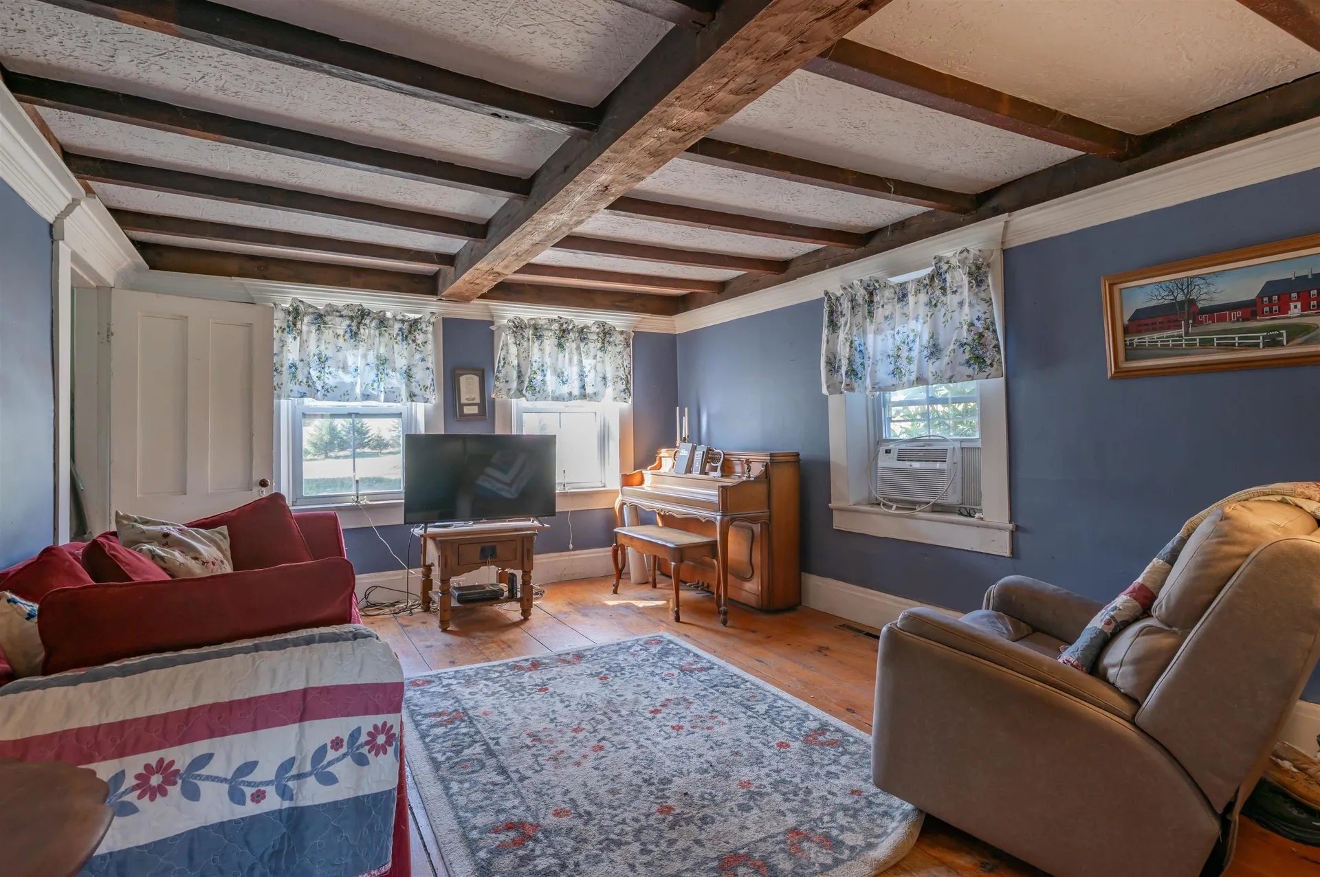 118 Broad Street Hollis NH 03049