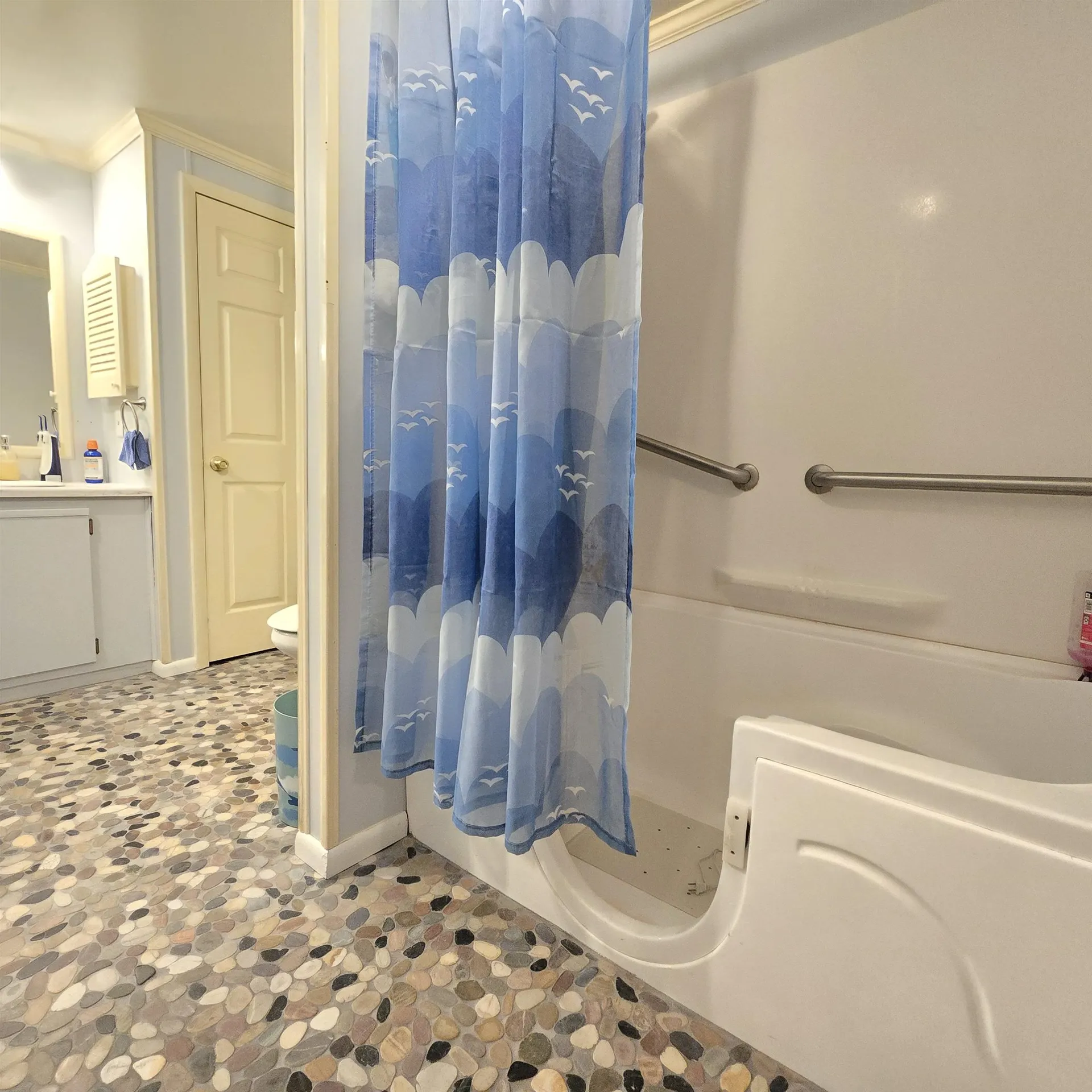 102 Osprey Road Alton NH 03809