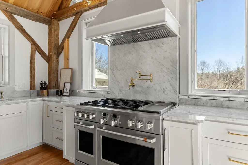 24 Great Bay Road Greenland NH 03840