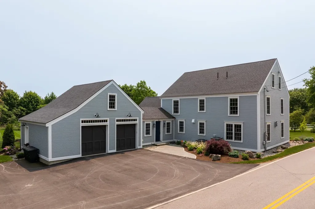 24 Great Bay Road Greenland NH 03840